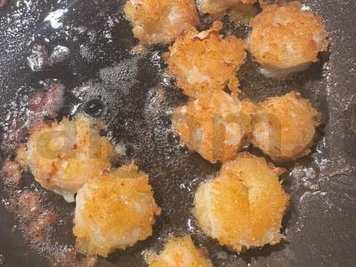 Traškios krevetės paniruotėje, kepamos augaliniame aliejuje Žingsnis 5