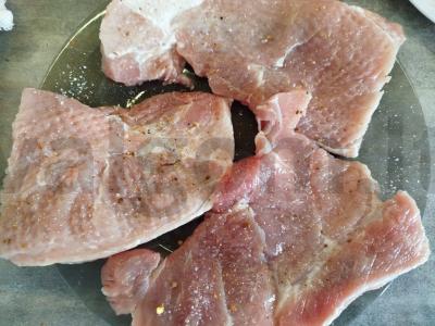 Kiaulienos šnicelis su daržovėmis Žingsnis 3