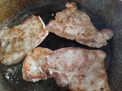 Kiaulienos šnicelis su daržovėmis Žingsnis 9