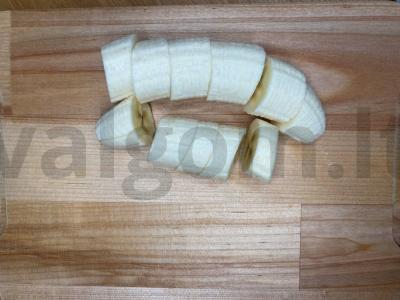 Kremiškas smūdis su bananais ir kriaušėmis Žingsnis 1