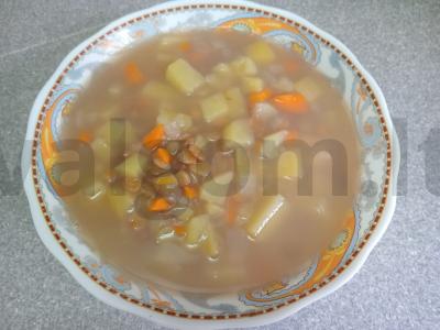 Vištienos sriuba su žaliaisiais lęšiais Žingsnis 4