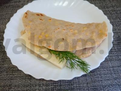 Lęšių blynai pusryčiams pagrindine nuotrauka