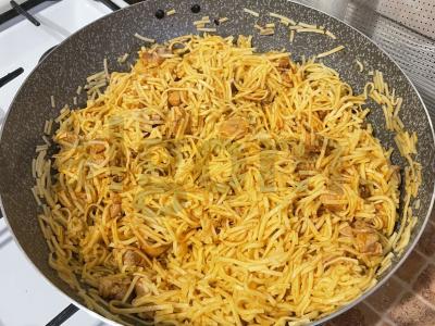 Vištiena su kiaušinių makaronais Žingsnis 7