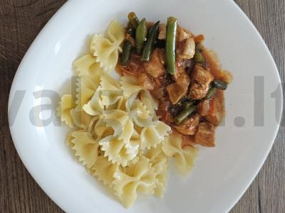 Vištiena su daržovėmis pomidorų padaže Žingsnis 9