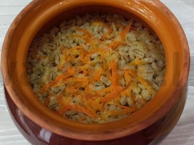 Perlovka puode pagrindine nuotrauka