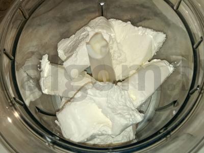 Varškės apkepas su kukurūzų miltais Žingsnis 1