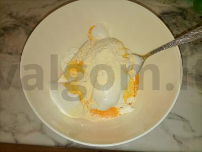 Varškės apkepas su kukurūzų miltais Žingsnis 5