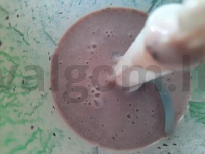 Grikių pieno kokteilis su mėlynėmis Žingsnis 2