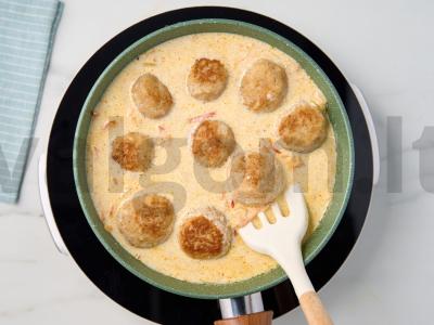 Vištienos kukuliai grietinėlės padaže Žingsnis 9