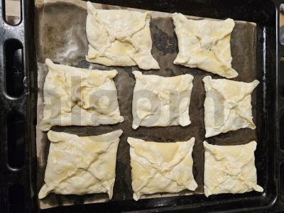 Auksiniai vyniotiniai su varške ir žolelėmis Žingsnis 5