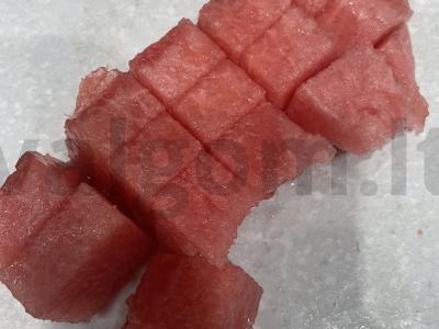 Vaisių kokteilis „Bučinys“ Žingsnis 1