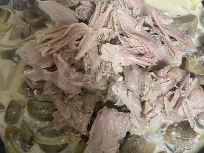 Makaronai su pievagrybiais ir kalakutiena grietinėlės padaže Žingsnis 7