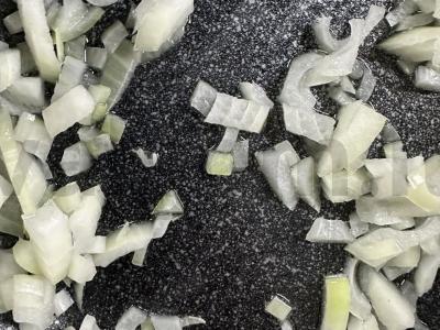 Makaronai su grybais ir sūriu grietinėlėje Žingsnis 3