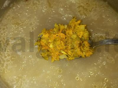 Sriuba „Luchovčianin“ su agurkais Žingsnis 7