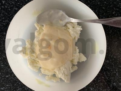 Varškės rutuliukai su vaisiais Žingsnis 1