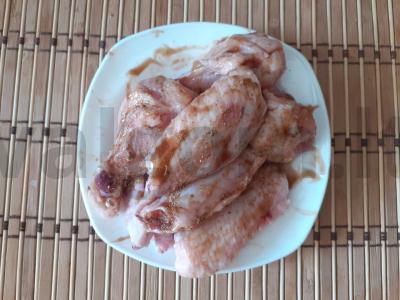 Traškūs sparneliai terijaki padaže su česnaku pipirais Žingsnis 3