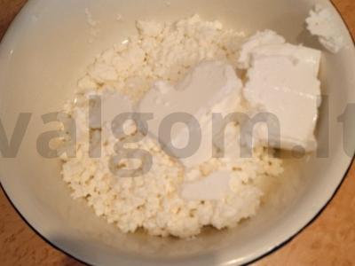 Pyragas su feta sūriu ir špinatais Žingsnis 2