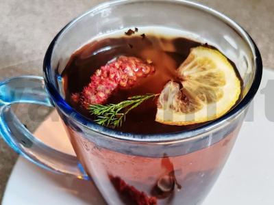 Rūgštus arbata pagrindine nuotrauka