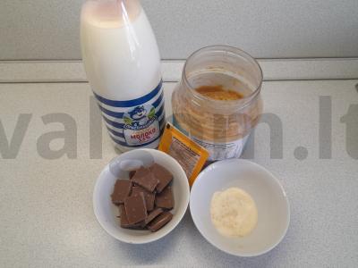 Šokoladinis žemės riešutų musas Žingsnis 1