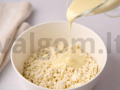 Varškės ledai su kiviais Žingsnis 1