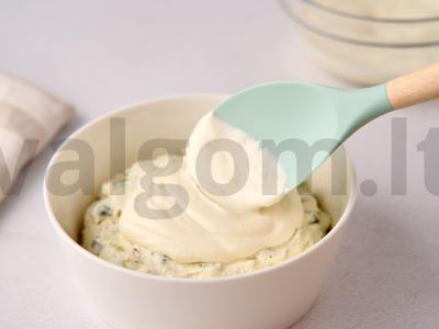 Varškės ledai su kiviais Žingsnis 4