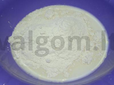 Blynai ant kefyro su grietine ir juodųjų serbentų uogiene Žingsnis 6