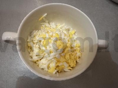 Brusketa su menkės ikrais ir sūriu Žingsnis 1