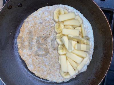 Avižų blynas su sūriu ir bananais Žingsnis 5