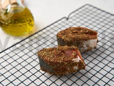 Lašišų steikai prieskoniuose ant grotelių Žingsnis 3