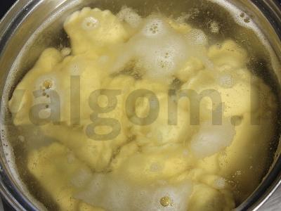 Varenikai su saldžiais vyšniomis ir varškės kremu Žingsnis 14