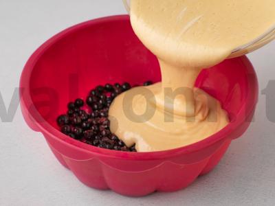 Paprastas pyragas iš rūgštaus pieno Žingsnis 3