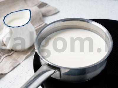 Blynai su žaliu svogūnu ir kiaušiniu Žingsnis 1