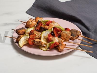 Šašlykai iš lašišos ir daržovių pagrindine nuotrauka