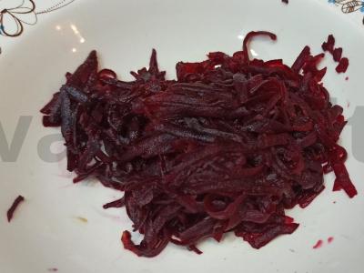 Marinuoti burokėliai su svogūnais Žingsnis 3