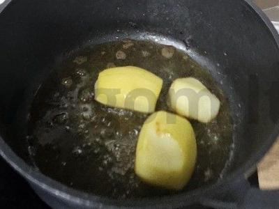 Kiaulienos steikai su keptomis bulvėmis ir daržovėmis Žingsnis 7