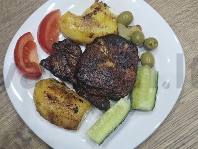 Kiaulienos steikai su keptomis bulvėmis ir daržovėmis Žingsnis 10