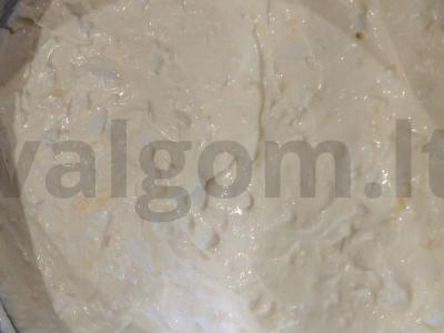 Skaniausias salotas iš konservų ir šviežio agurko Žingsnis 6