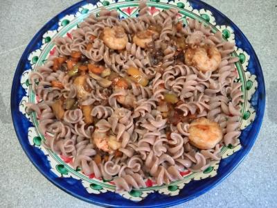 Vokas su krevetėmis ir grikių makaronais Žingsnis 11