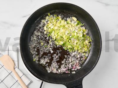 Risotto su salierų šaknimis ir stručiais Žingsnis 3
