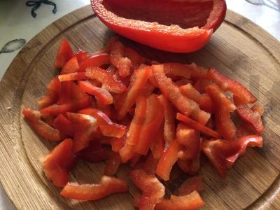 Daržovių salotas su ridikėliais ir grietine Žingsnis 2