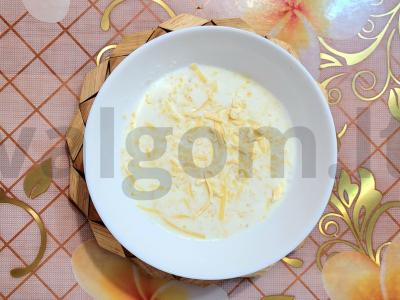 Sotūs kukurūzų košė su pienu, sūriu ir kiaušiniu Žingsnis 3