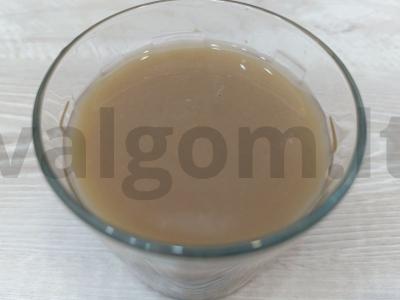 Cikorijos gėrimas su džiovintomis abrikosais pagrindine nuotrauka