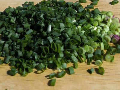 Pavasario salotas su vyšniniais pomidorais ir baziliku Žingsnis 3