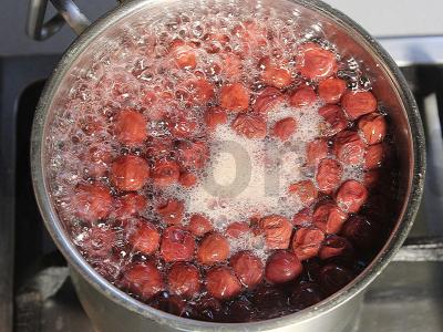 Vyšnių kisielius su mėtomis Žingsnis 2