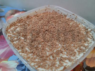 Bananų ledai su šokolado drožlėmis pagrindine nuotrauka