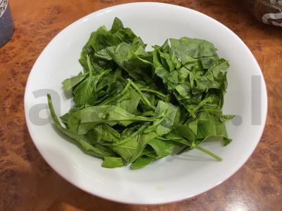 Vištiena, troškinta su špinatais Žingsnis 5