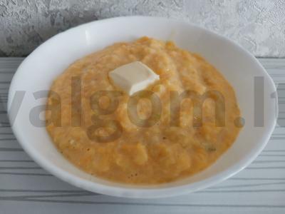 Moliūgų košė su kukurūzų kruopomis pagrindine nuotrauka