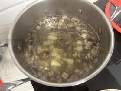 Grybų sriuba-pyragas su bulvėmis Žingsnis 4