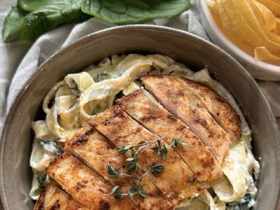 Pasta „Alfredo“ grietinėlės padaže su vištiena Žingsnis 5