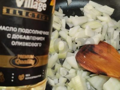 Spagečiai su grybais ir dešrelėmis Žingsnis 1